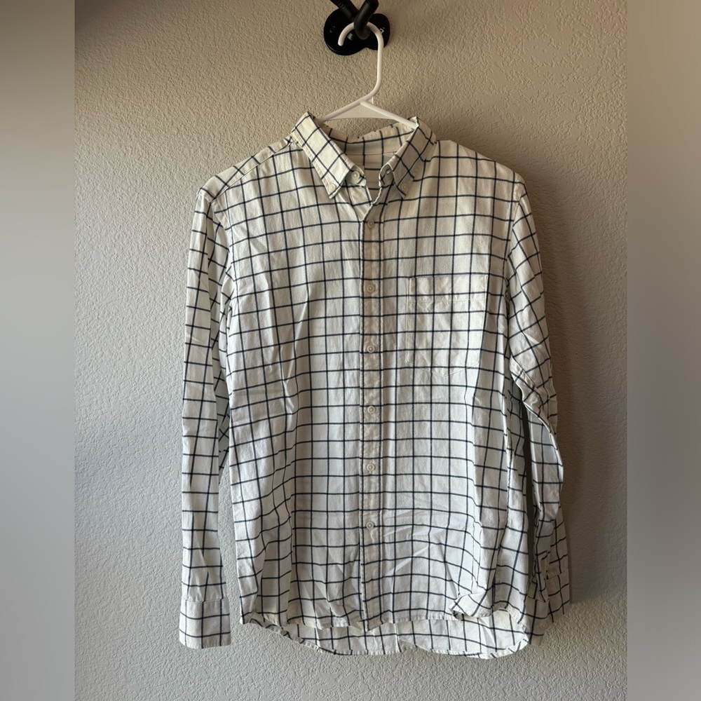 Uniqlo off white button down shirt with blue check pattern. Super soft! Men’s XS